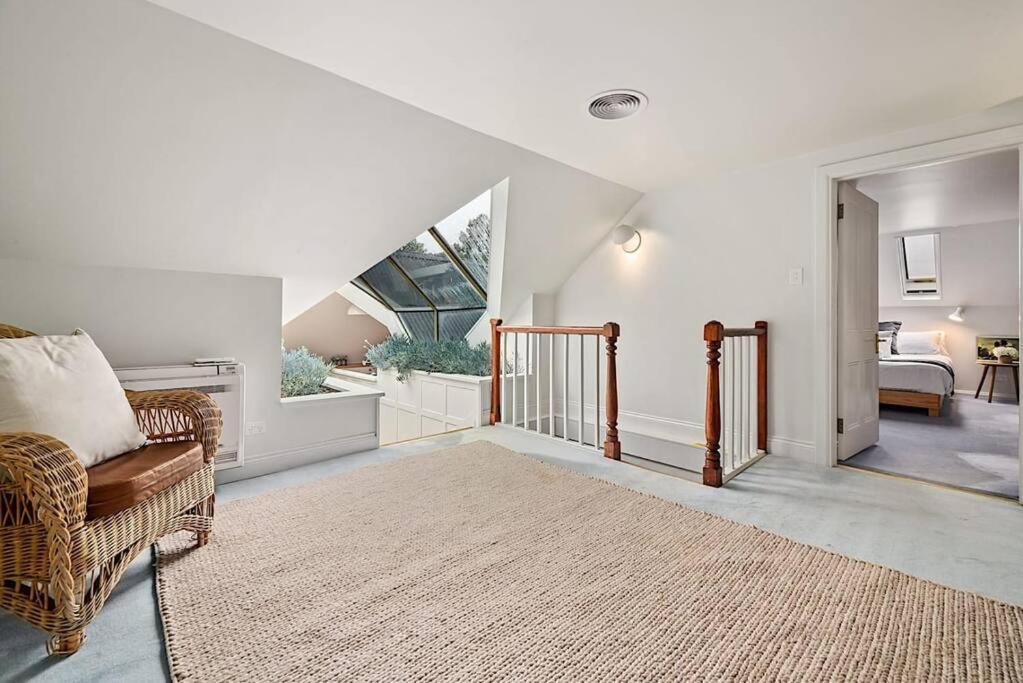 Blackwood Tree Cottage - Heritage Listed Property - Evandale! ภายนอก รูปภาพ